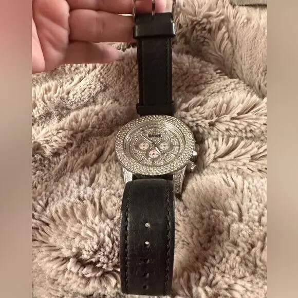 Don&Co Bold & Brilliant - Men’s Oversized Diamond Watch with Leather Strap
